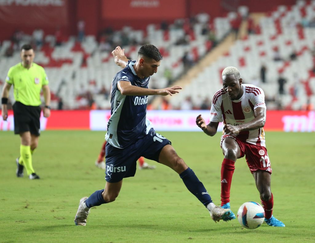 Mert Muldur of Fenerbahce in action during the Turkish Super Lig week 7 match between Antalyaspor and Fenerbahce